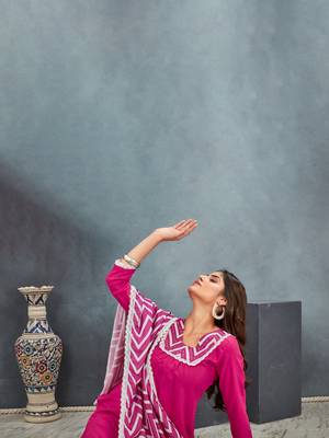 Pink premium rayon solid kurta with zig zag print pant & dupatta set 2