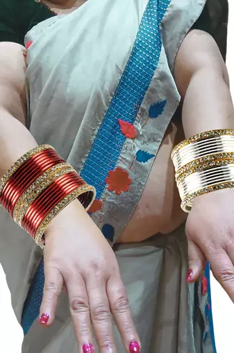 Brass multicolor  stone stud bangle combo
