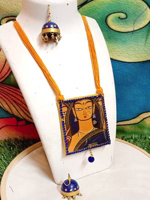 Handcrafted necksets3 1