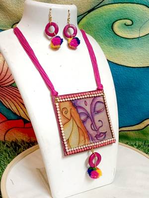 Handcrafted necksets4 1