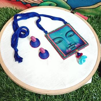 Handcrafted necksets8 2