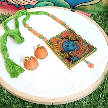 Handcrafted necksets9 2