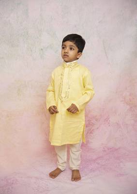 Yellow mirror embroidered kurta set 1