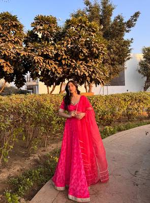 Pink Floral Printed Detailed lehenga choli Set 1