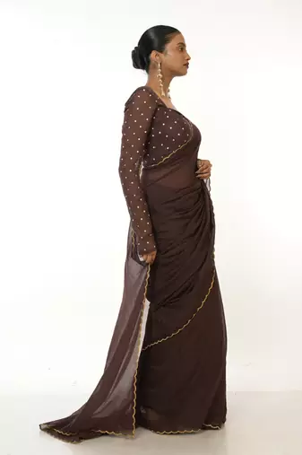brown green handloom mul cotton saree with golden scalloped border