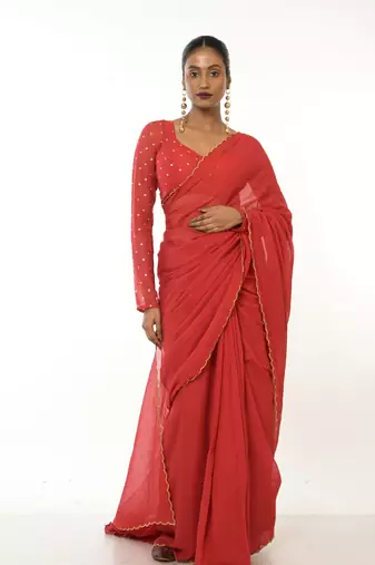 red handloom mul cotton saree with golden scalloped border