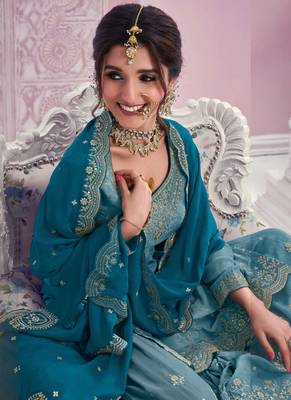Light blue chinon embroidered Palazzo suit 2