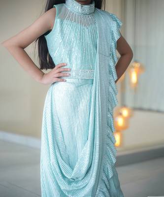 Green  party wear saree for girls 2