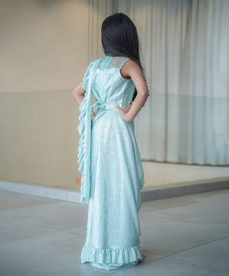 Green  party wear saree for girls 3