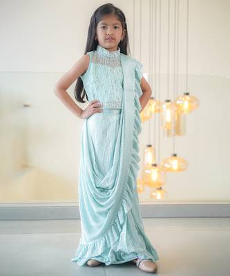 Green  party wear saree for girls 4