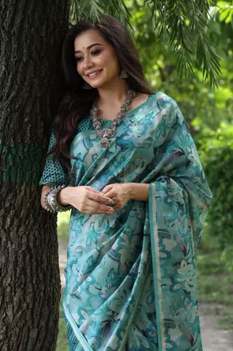 Firozi tussar silk blend weaving saree with zari woven fancy tassels 