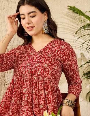 Women red viscose rayon ethnic motifs printed regular top 2