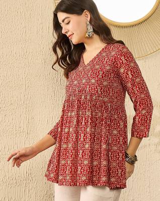 Women red viscose rayon ethnic motifs printed regular top 3