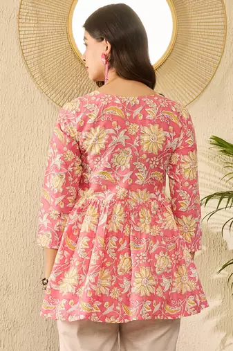 Women pink cotton blend floral printed regular top