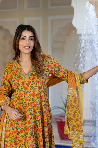 women yellow & off-red floral print anarkali kurta set with dupatta