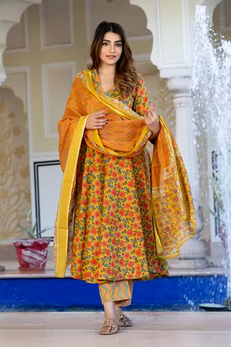 women yellow & off-red floral print anarkali kurta set with dupatta
