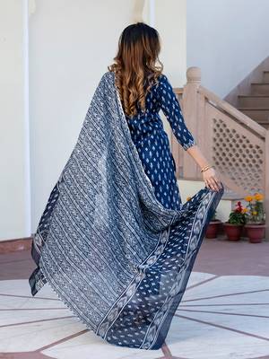women navy blue floral print straight kurta set with dupatta 2