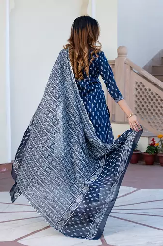 women navy blue floral print straight kurta set with dupatta