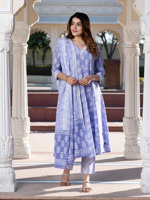 Jaitpuriya women blue floral print anarkali kurta set with dupatta 1