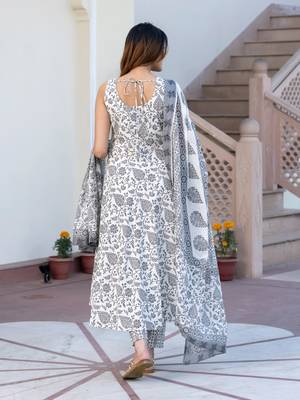 women grey and white floral print anarkali kurta set with trouser and dupatta 2