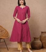 Pocketed a line kurta in woven cotton fabric with hand embroidery.