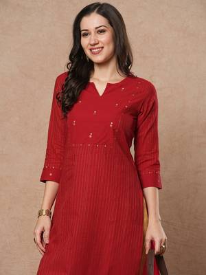 Straight fit cotton kurta in woven zari fabric with hand embroidery detailing. 5