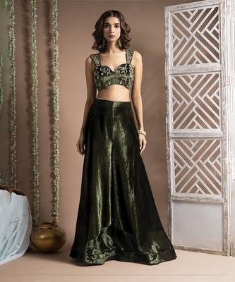 Green velvet indo palazzo set (set of 2) 1