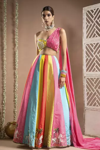 Horse Print One Shoulder Lehenga Set (Set Of 2)