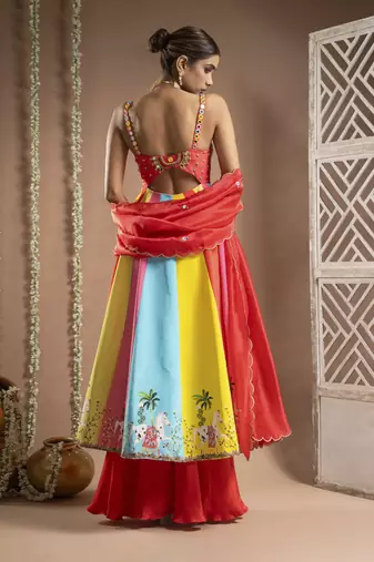 Red horse print anarkali suit set (set of 3)