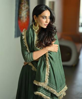 Mehendi green chanderi silk anarkali suit set (set of 3) 5