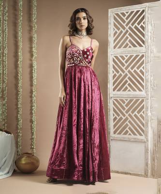 Rani velvet long indo dress (set of 1) 1