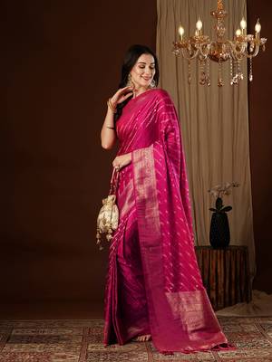 Pink glamorous jacquard satin silk blendsaree 4