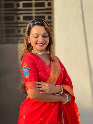 Featival looks red soft silk blendwevon paithani vitthala saree 3