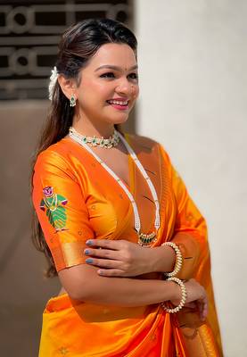 Featival looks yellow soft silk blendwevon paithani vitthala saree 4