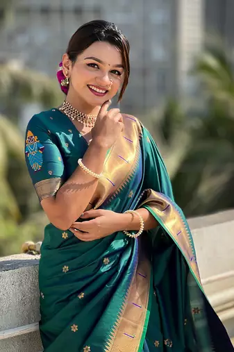 Featival looks rama soft silk blendwevon paithani vitthala saree