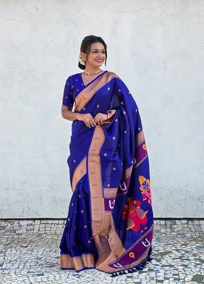 Featival looks lavender soft silk blendwevon paithani vitthala saree 4