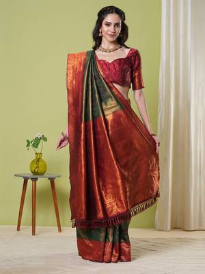 Green faux banarasi silk blendsaree with jacquard work 1