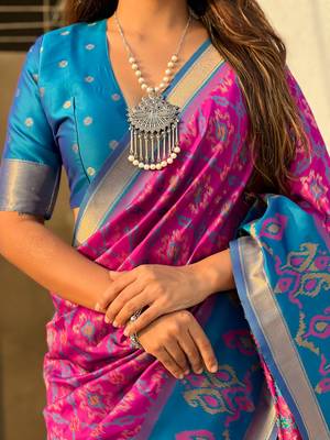 Purple wevon meenakari ikkat patola silk blendceremonial saree 3