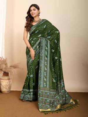 Green soft silk blendc wevon meenakari ceremonial saree 5