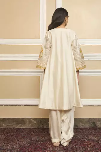 Mohsina daisy ivory kurta set