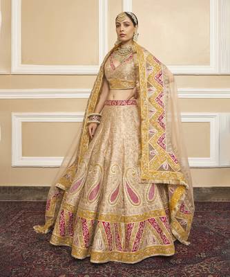 Jashn-e-Firoza MAHJABEEN Rosepink Lehenga Set 4