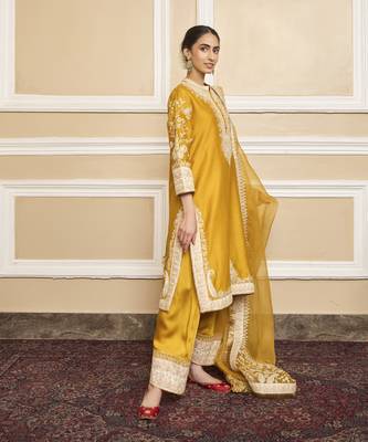 Resham glaze mustard kurta set 2
