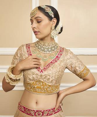 Jashn-e-Firoza MAHJABEEN Rosepink Lehenga Set 5