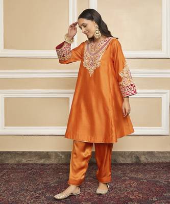 Mehrish orange kurta set 3