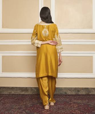 Myreen glaze mustard kurta set 3