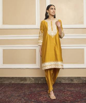 Myreen glaze mustard kurta set 5