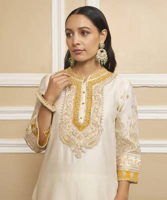 Myreen daisy ivory kurta set 2