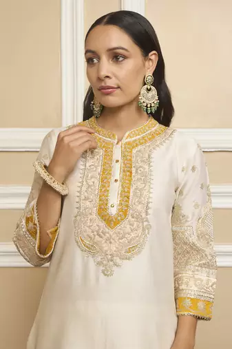 Myreen daisy ivory kurta set