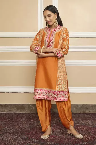 Mehnoor orange kurta set