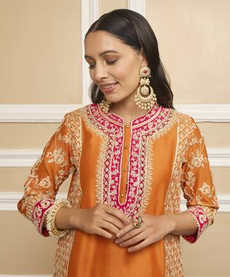 Mehnoor orange kurta set 4